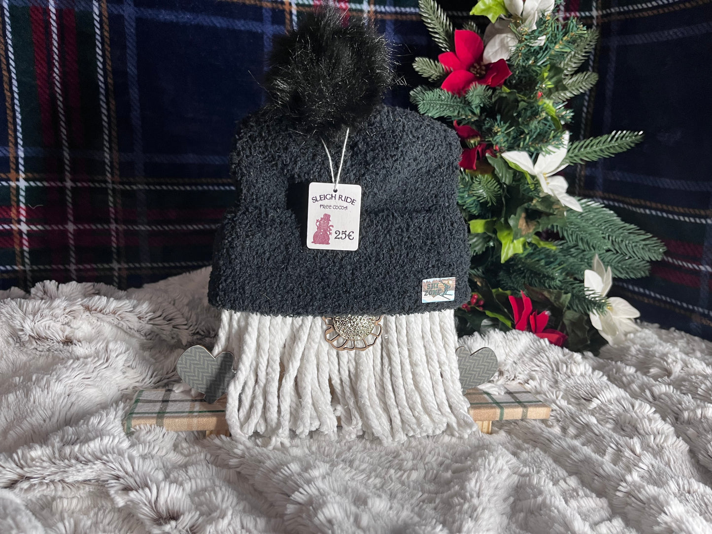 Noel Gnomes Black & White