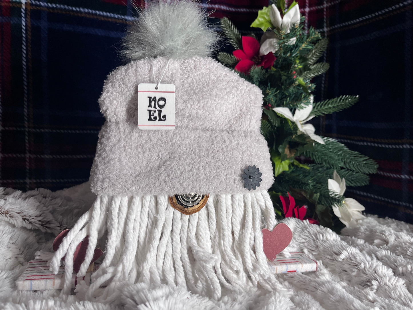 Noel Gnomes Black & White