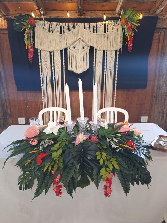 5X6 macrame piece, along with table floral center piece was done by BMG